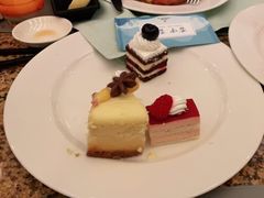 -怡咖啡海鲜自助餐厅(浦东香格里拉店)