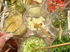 -红鼎豆捞·非遗鲍皇汤火锅(宝丰路店)