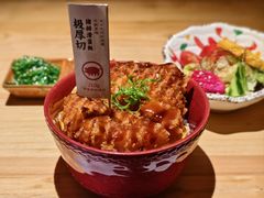 急厚切猪排滑蛋饭-鹤龟料理店(时代天街店)