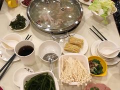 -一席地·本地鸡窝·杭帮鸡火锅(萧山银隆百货店)