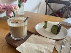 -In Cafe隐食研室