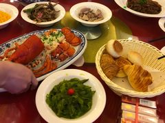 -山明水秀大饭店