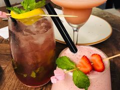 草莓奶昔-ALLORA意大利餐厅(丰盛里店)