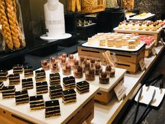 -岷山饭店-芝芝自助餐厅