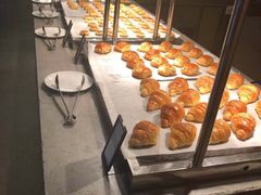 -海口绿发希尔顿酒店-田园汇自助餐·三文鱼·海鲜