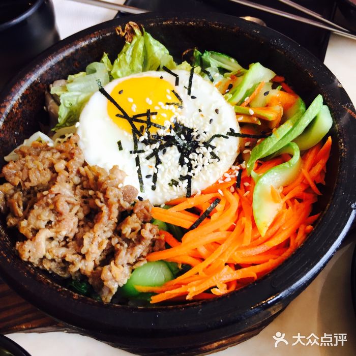 金氏韩国料理(珠江路店)肥牛石锅拌饭图片