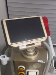 -佳颜轻医美·美学抗衰中心