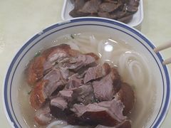 -香辉食馆(新兴路店)