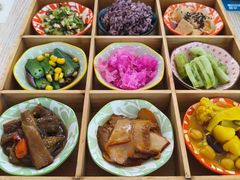 -轻蔬不用等·素食(江苏路店)