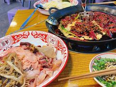 -馋虫重庆火锅(玉林南街店)
