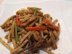 穗香头菜炒莺嘴-味可道美食坊(福基路店)
