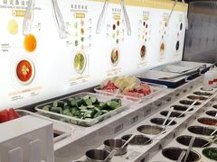 -海底捞火锅(杭州庆春路夜宵主题店)