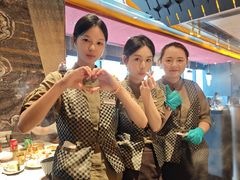-雍容荟帝王蟹活龙虾展台自助(IFS黑金店)