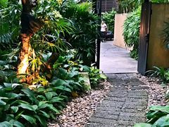 -迪瓦娜按摩和水疗中心