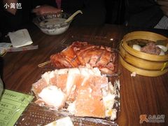五香酱肉和酱鸭-陆稿荐观前街店