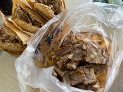 -洪峰浩老北京烧饼夹肉(角门路店)