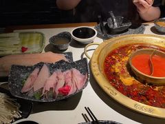 -哥老官重庆美蛙鱼头(五角场合生汇店)