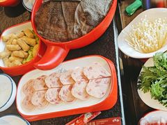 -醉董牛川派鲜肉自选火锅(烟台店)