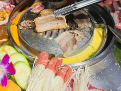 -哈哈碳都·牛肋条无限自助烤肉(台江万达店)
