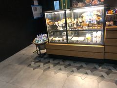 面包甜点陈列柜-星巴克臻选(郑州国贸360广场店)