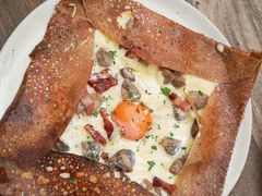 鸡蛋蘑菇熏肉荞麦可丽饼-RAC BAR(安福路店)