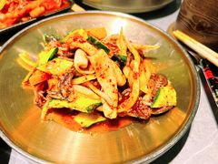 -草家酱蟹炭火烤肉店(珲春南路一店)