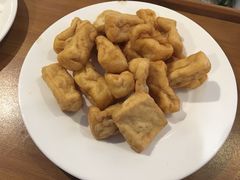 油豆腐-醉美东江·三文鱼·烧鸡公