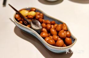 Classic Beef Braised Peanuts