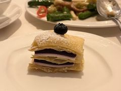 芝士蓝莓拿破仑酥-利苑酒家(宜安广场店)