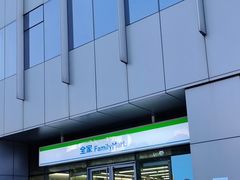 -全家便利店(桂平路店)