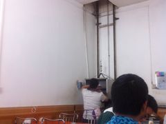 -芳芳餐厅(白沙路店)