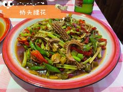-思博半步颠小酒馆(梦时代店)