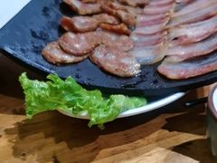 -老滇山寨•云南特色菜•地方菜•民族风情歌舞表演(金碧店)