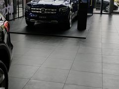 -杭州中升之星奔驰4S店(滨江店)