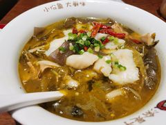 -渝是乎酸菜鱼(龙旗购物中心店)