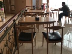 -维也纳酒店(苏州东方之门金鸡湖店)