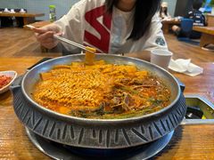 -喇喇排骨火锅·传统韩式脊骨汤(望京西园总店)
