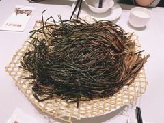 葱烤鸦片鱼头-新吉士·上海菜(浦东LCM置汇旭辉店)