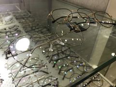 -罗创丹阳眼镜(童卫路店)