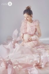 点击看大图 -专注孕妇照亲子照·纪田摄影