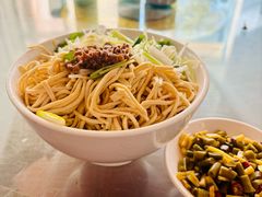 -十二忠手拉面(中华路店)