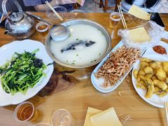 -雪湖煜辰鱼头老店(雪野湖店)