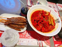 -龙巢盱眙龙虾·牛蛙·烧烤宵夜(八卦岭店)