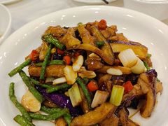 -鑫巴蜀小镇 · 水煮鱼专研店(玉桥店)