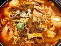 -三清洞摩西韩式年糕火锅(威高广场店)