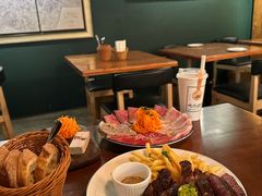 -羽深肉铺 Steak & Wine
