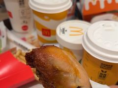 -麦当劳(星光行店)