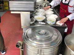 -金陵老丁家馄饨(新街口店)