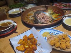 -洱火云南酸菜牛肉火锅(石景山当代商城店)