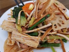 素凉菜-新疆大盘鸡·十八年老店